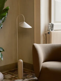 Arum Floor Lamp