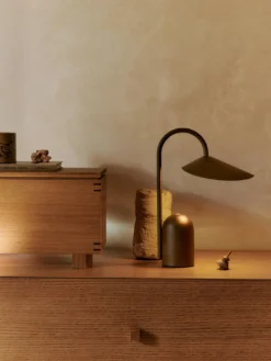 Arum Portable Lamp