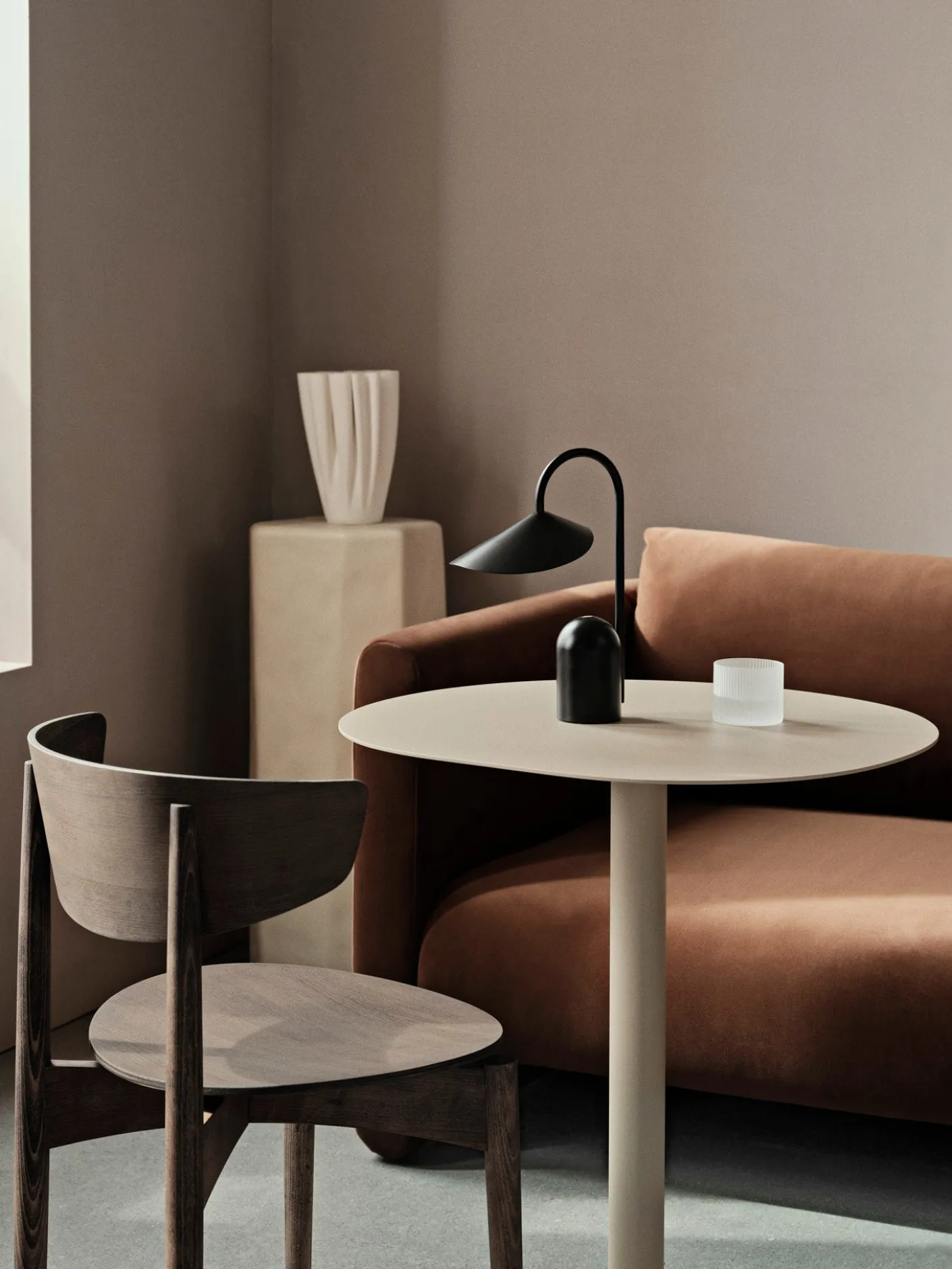 Arum Portable Lamp