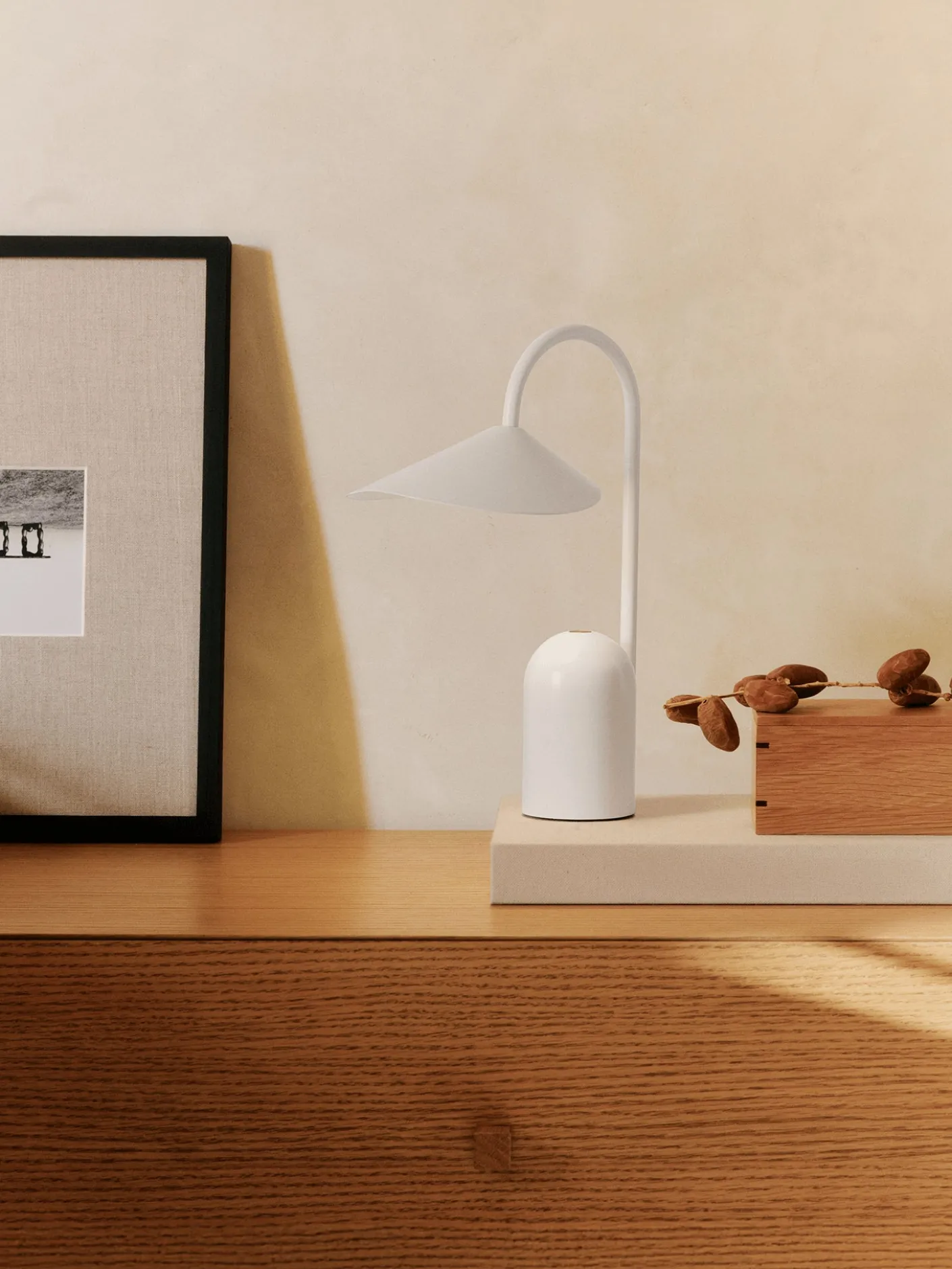 Arum Portable Lamp
