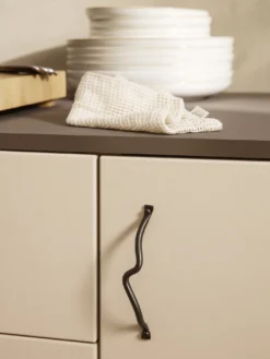 Curvature Handle