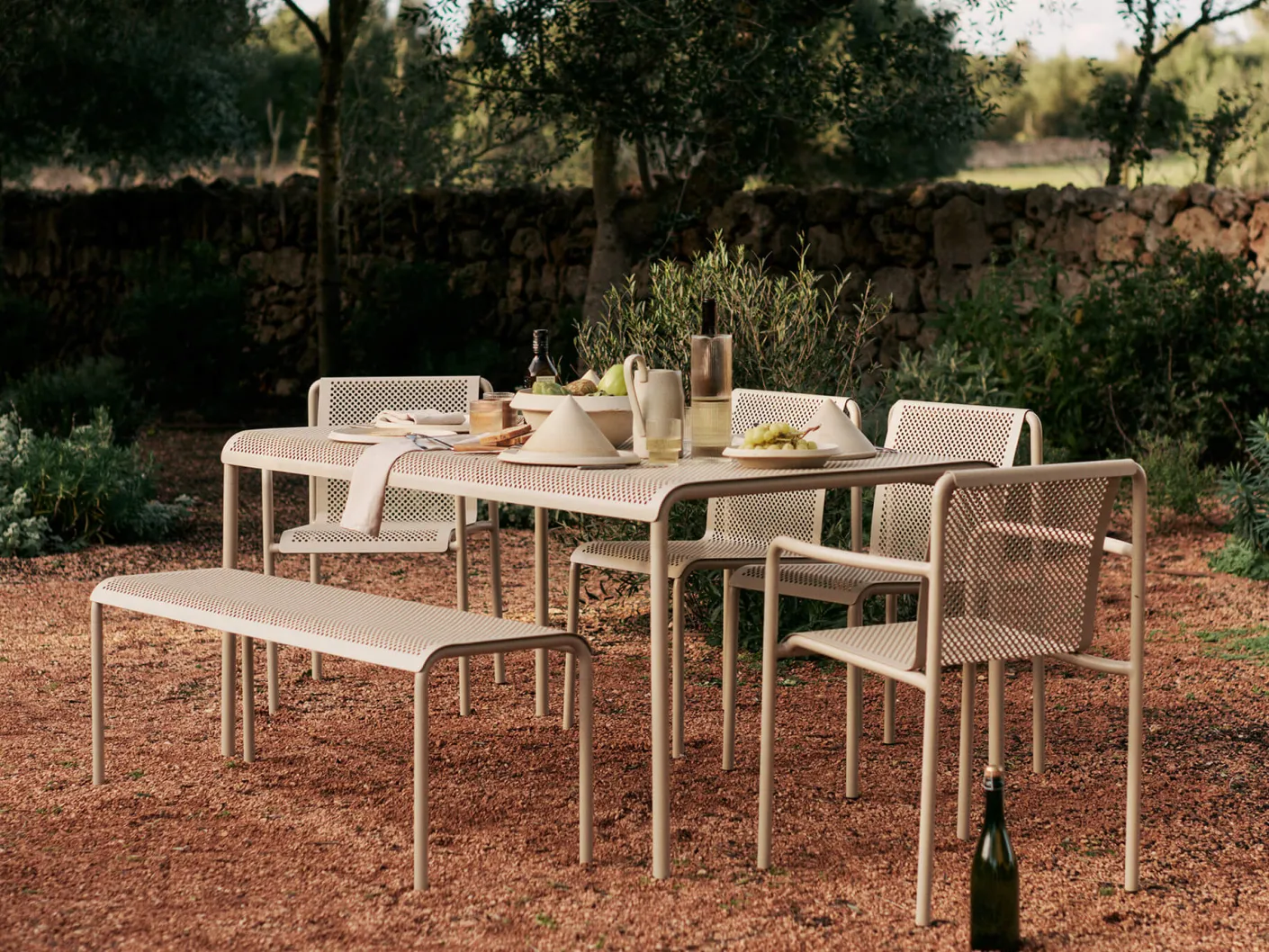 Dapple Dining Table - 160 x 90