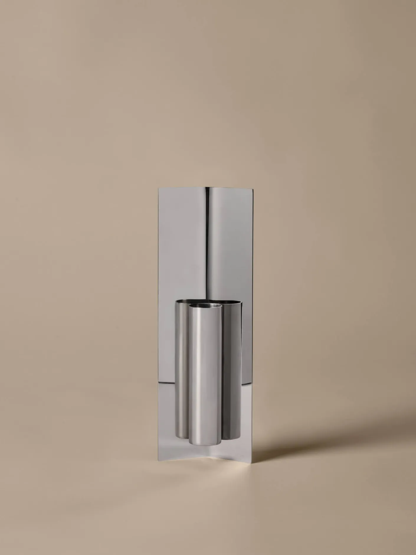 Eddy Wall Vase