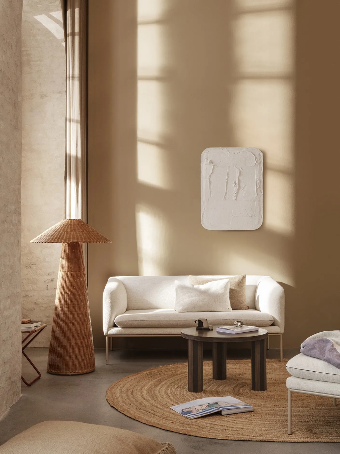 Eternal Round Jute Rug