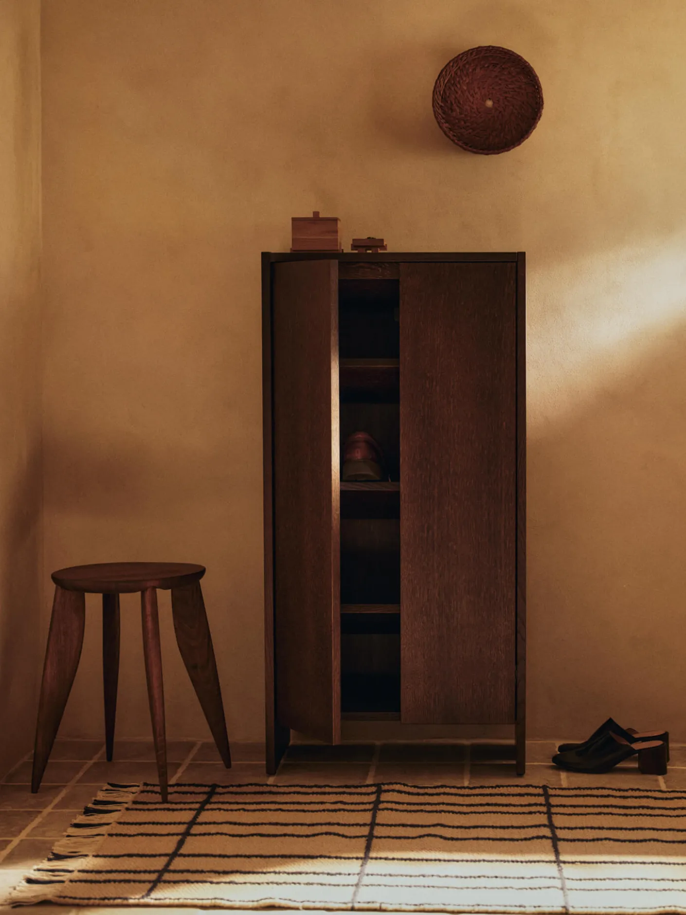 Feve Side Table