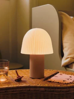 Frill Portable Lamp