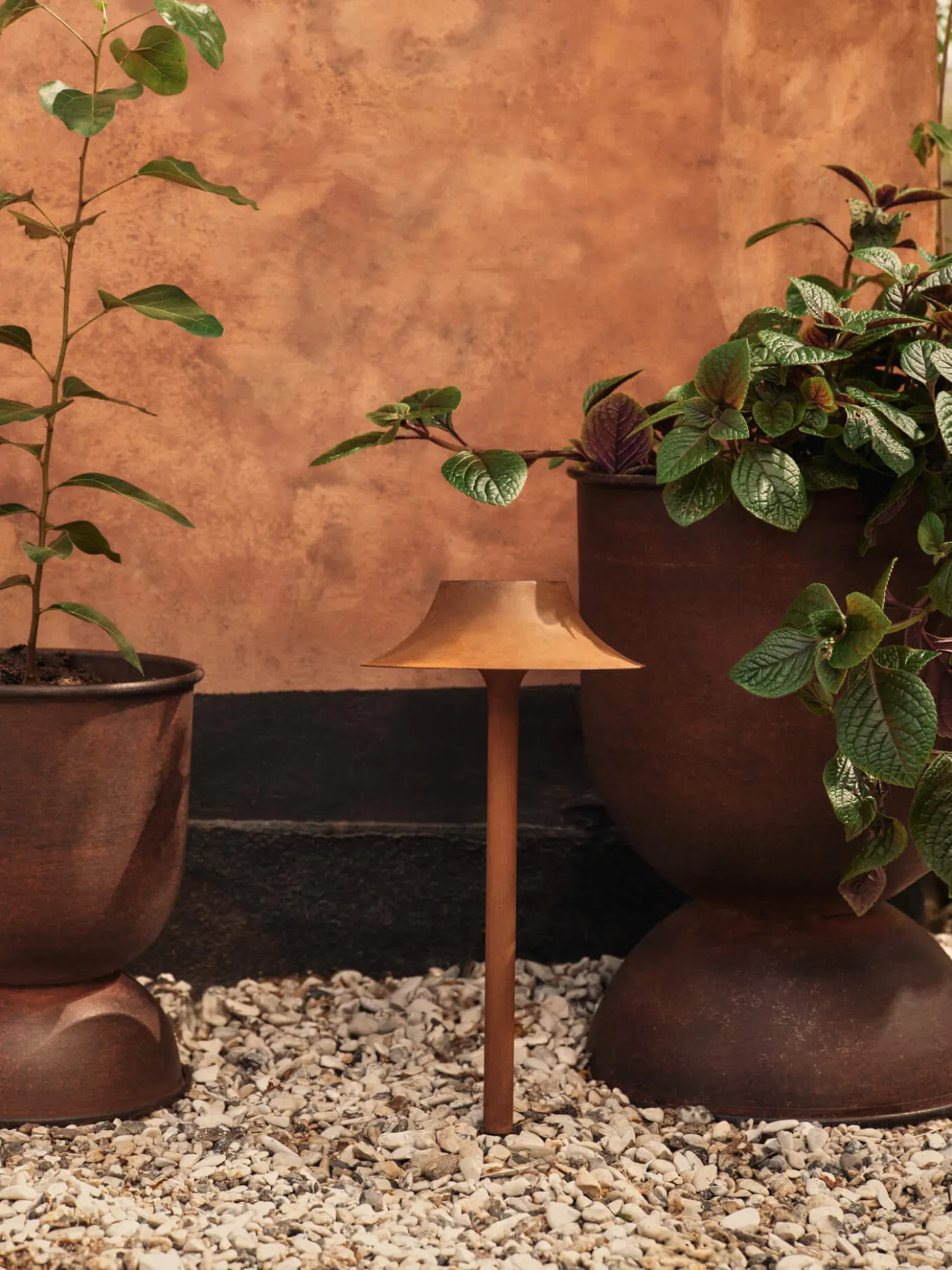 Hourglass Pot - Medium
