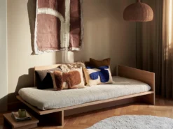 Kona Daybed
