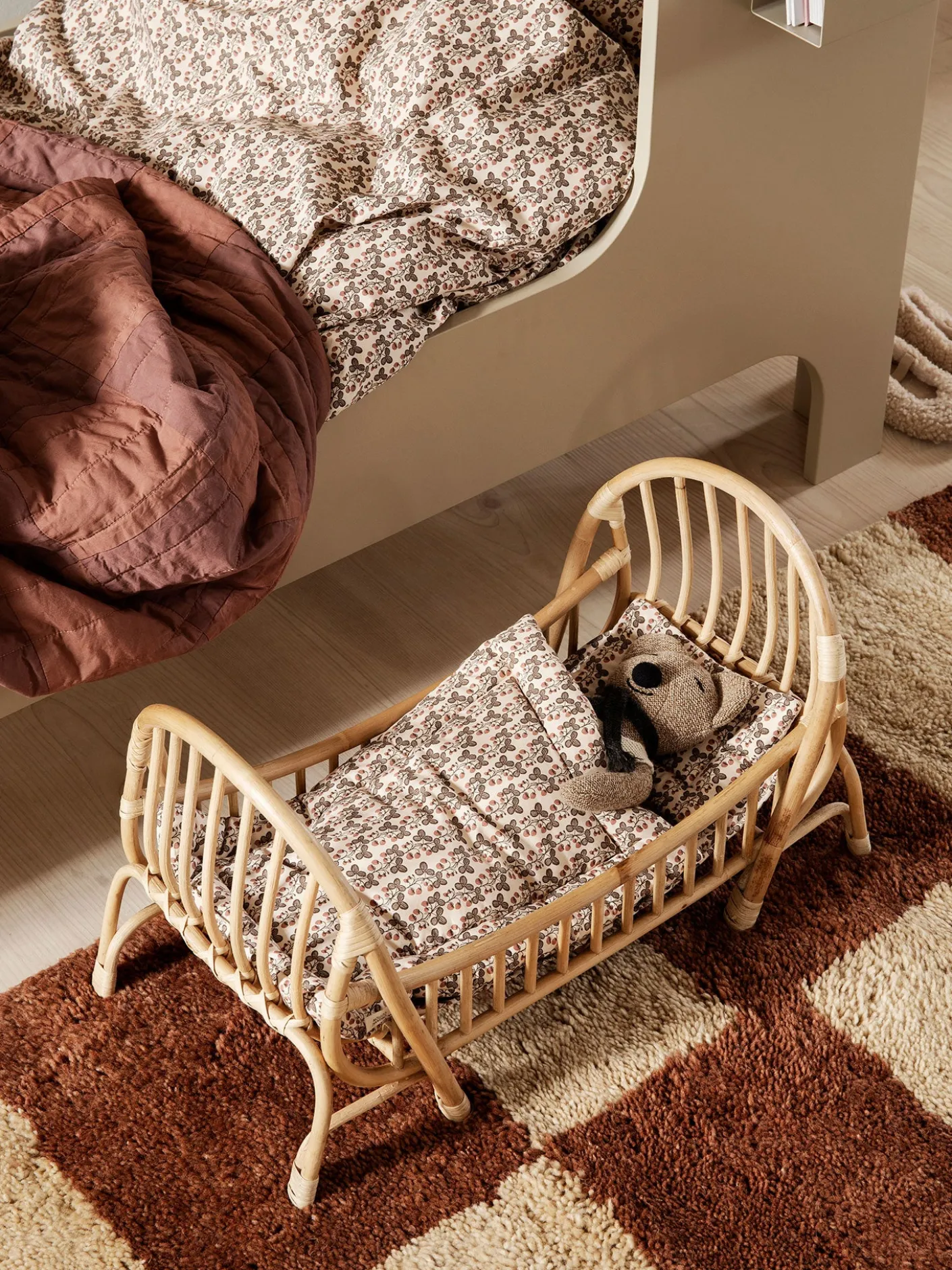 Kuku Doll Bed