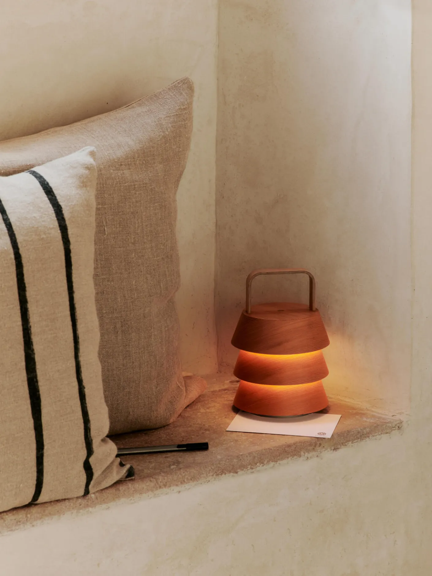 Luver Portable Lamp