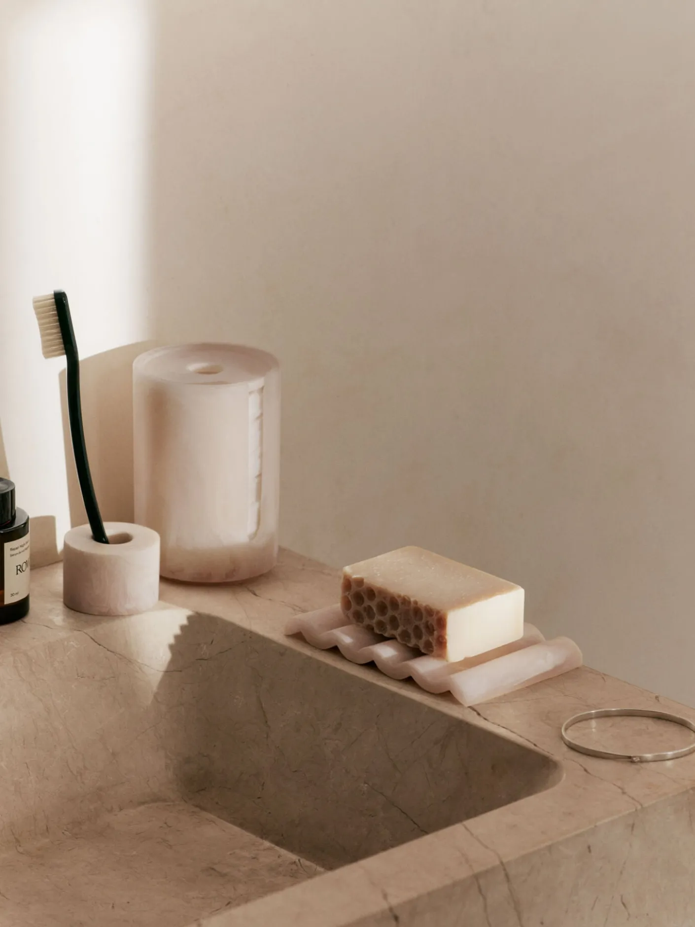 Mist Toothbrush Holder - Single