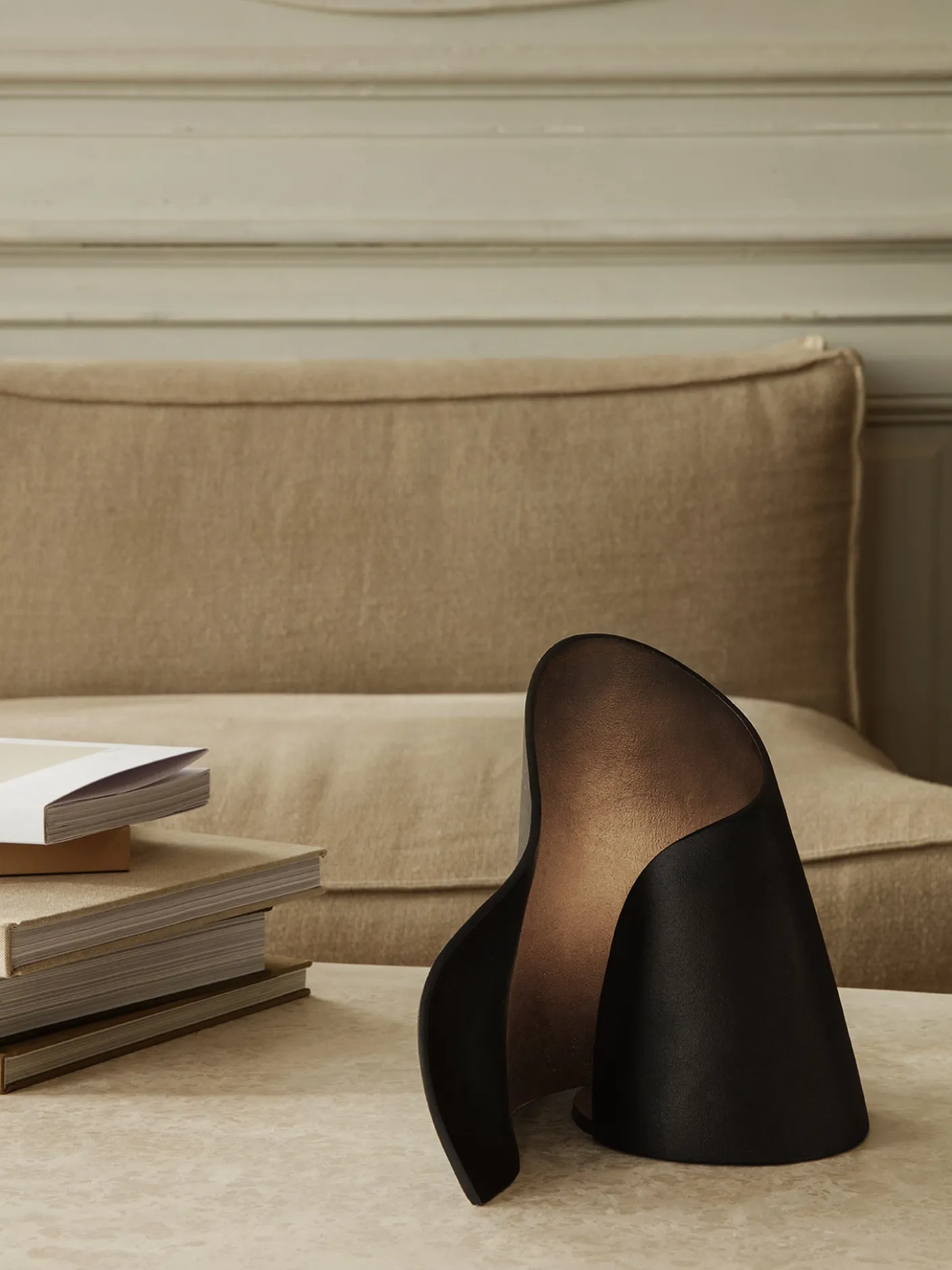 Oyster Table Lamp