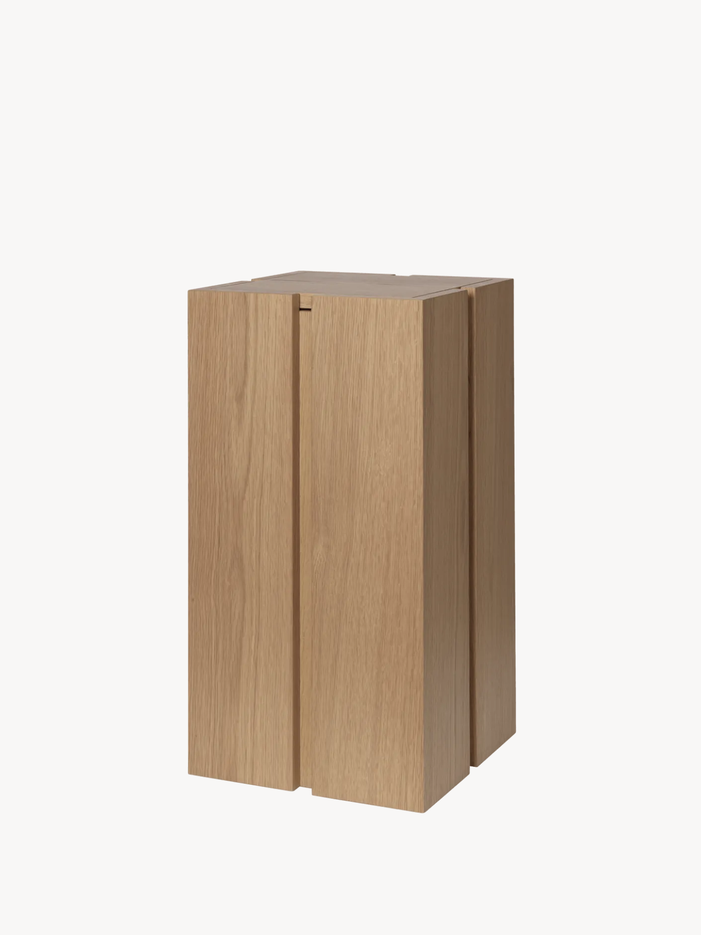 Parcel Pedestal