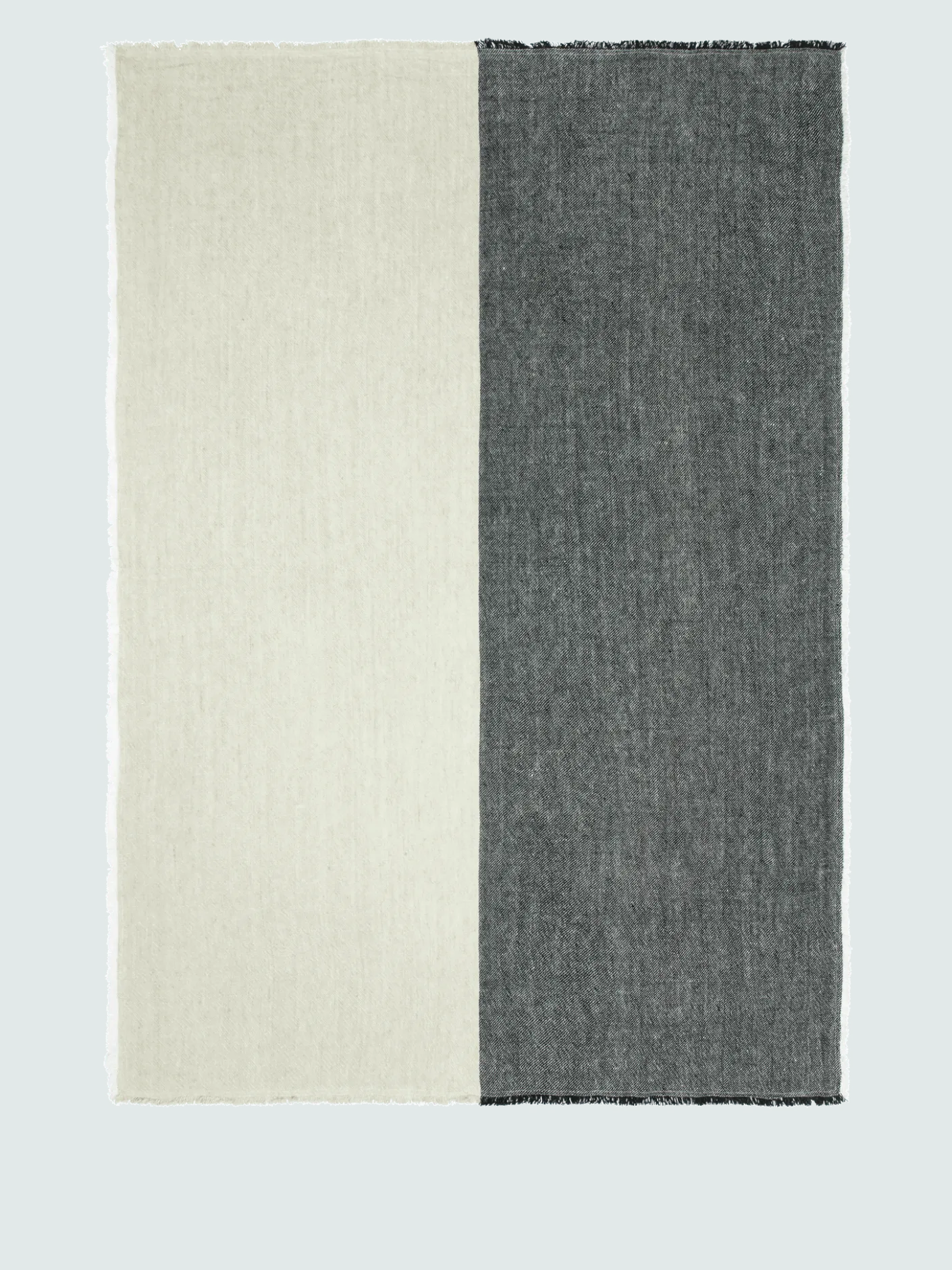 Pila Linen Throw