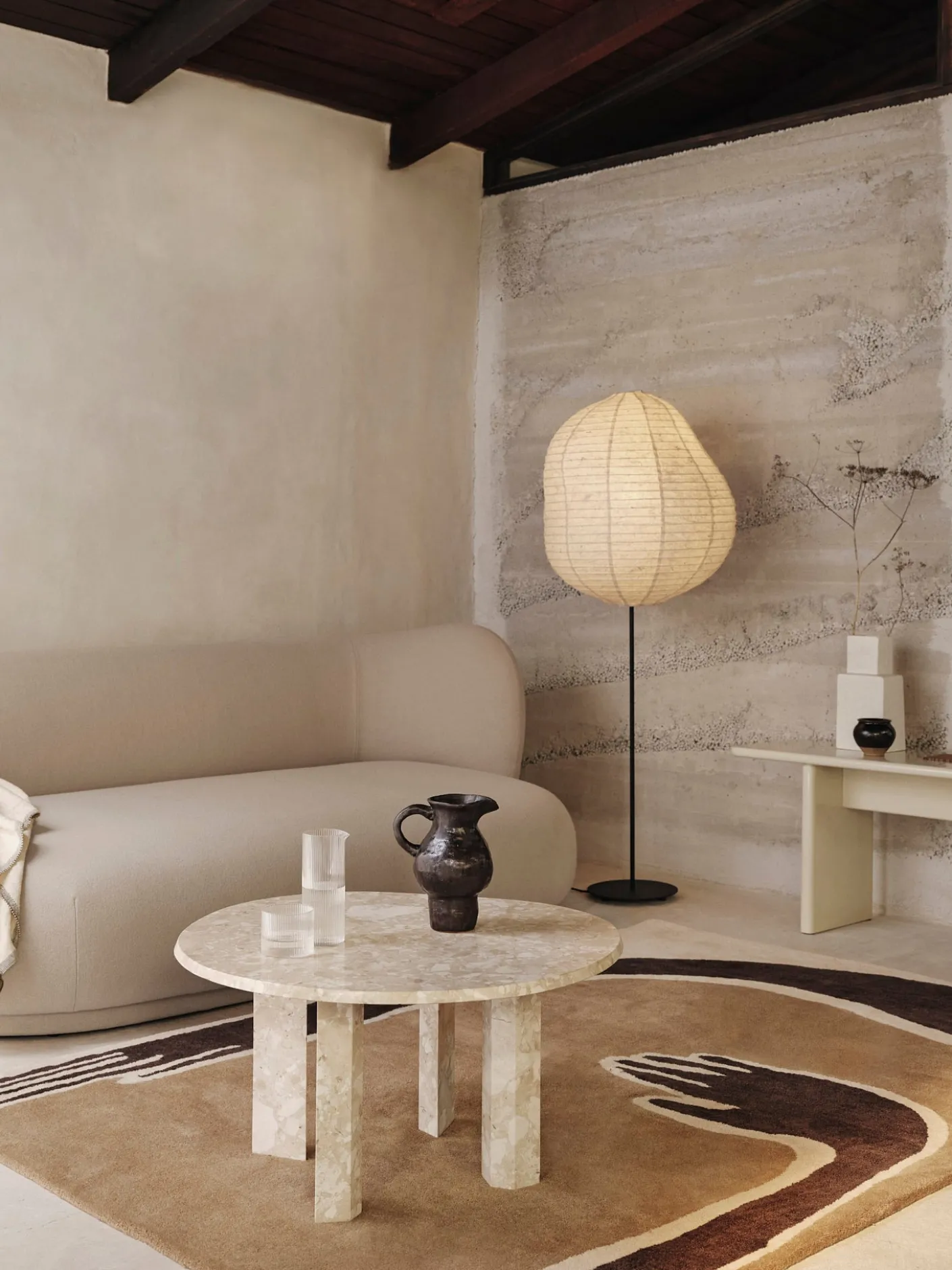 Pose Tufted Rug