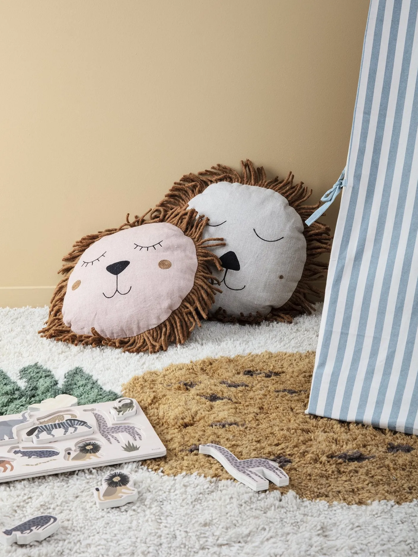 Safari Cushion - Lion