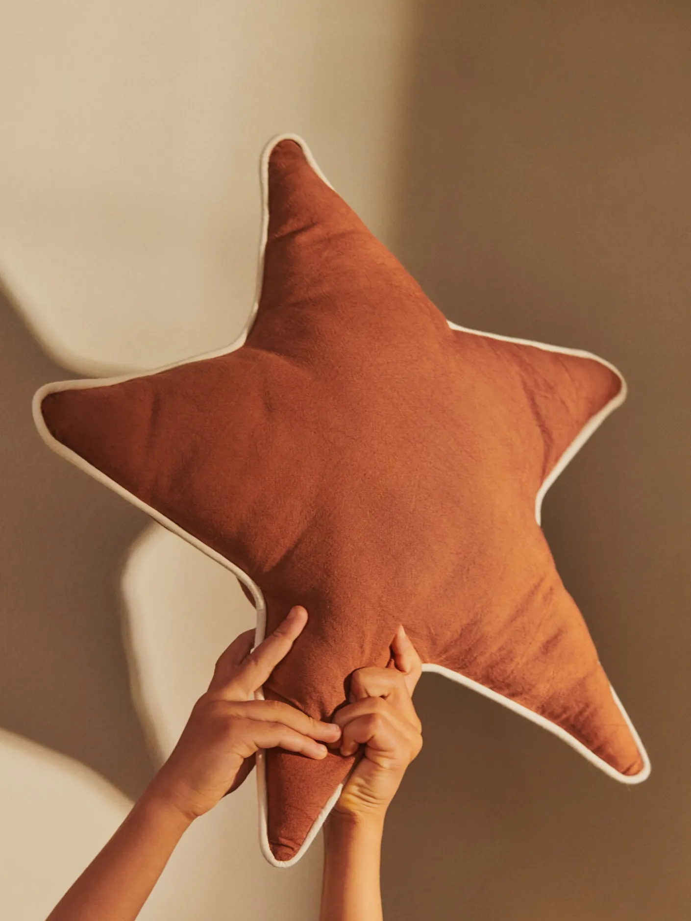 Star Cushion