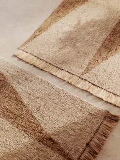 Studie Rug