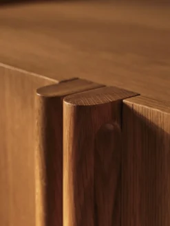Tilu Dresser