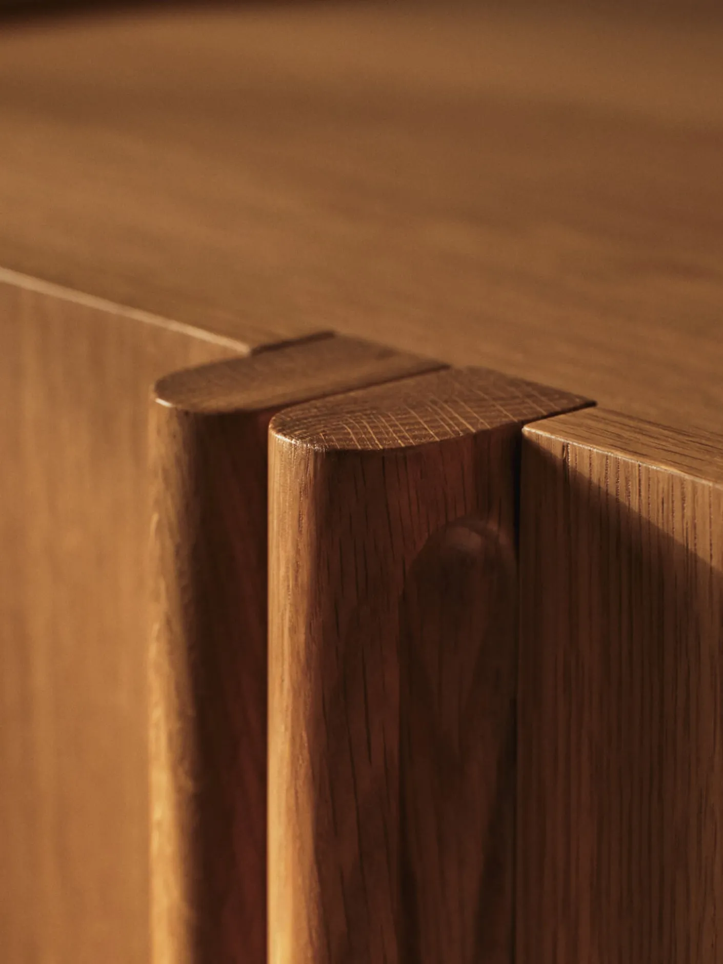 Tilu Dresser