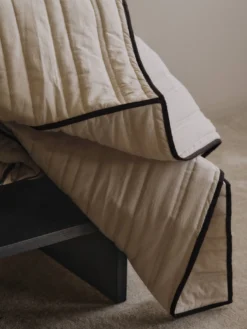 Vari Quilted Bedspread - Double