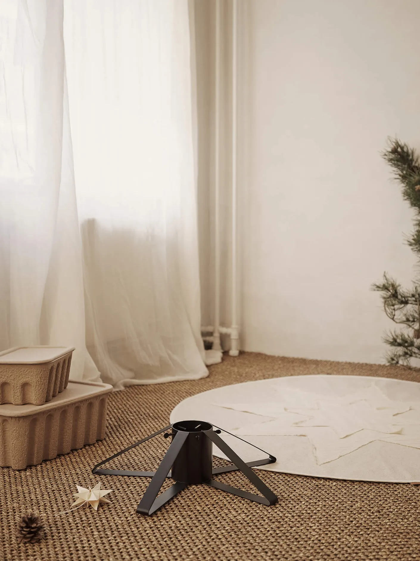 Vela Star Christmas Tree Blanket