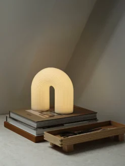 Vuelta Table Lamp