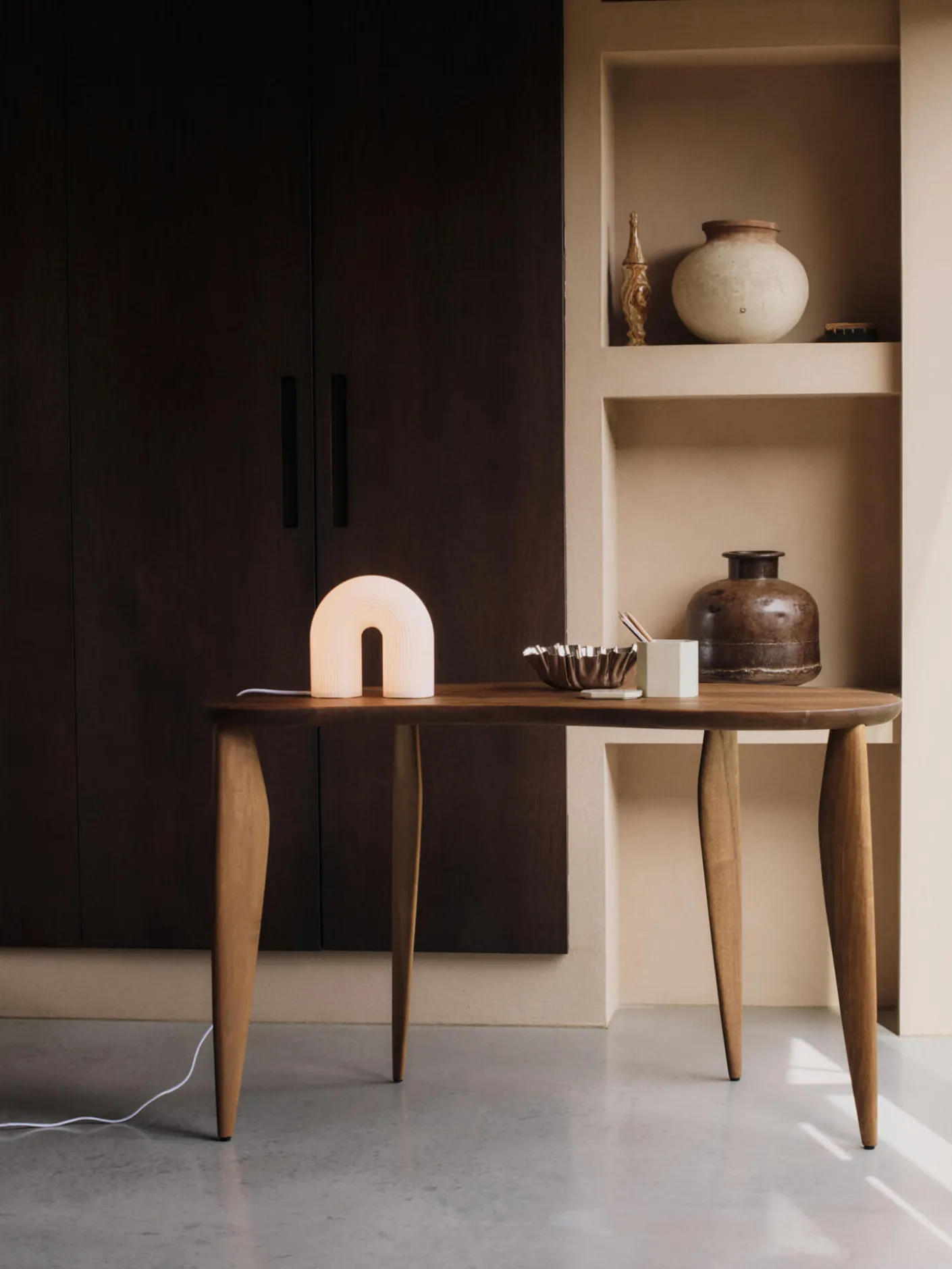 Vuelta Table Lamp